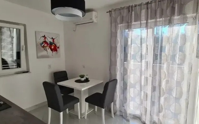 Dari - 70m From Sea - A1