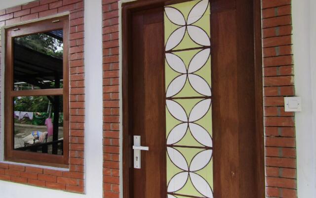 Penginapan Udin Syariah Bukit Rhema