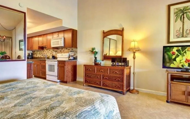Maui Kaanapali Villas C255 by RedAwning