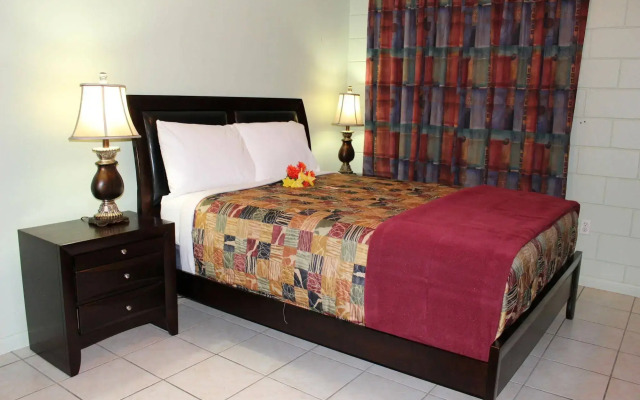 Sunshine Inn & Suites Venice, FL