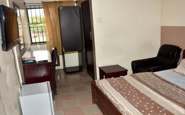 De Kings Suites Hotel