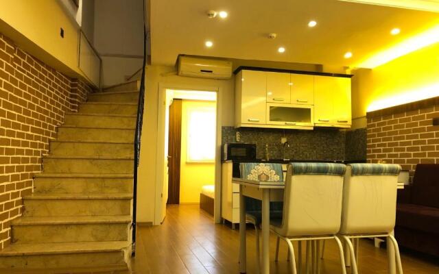 Rose Mansion by Otantik Suites