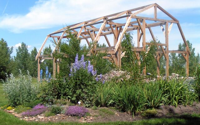 Best Western Premier Denham Inn & Suites