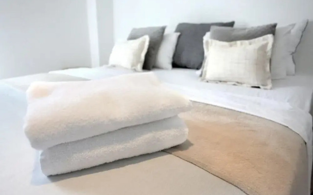 Filoenia In Center of Athens