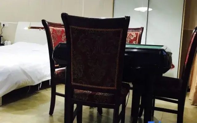 Yingbin Business Hotel