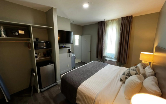 Urban Boutique Hotel
