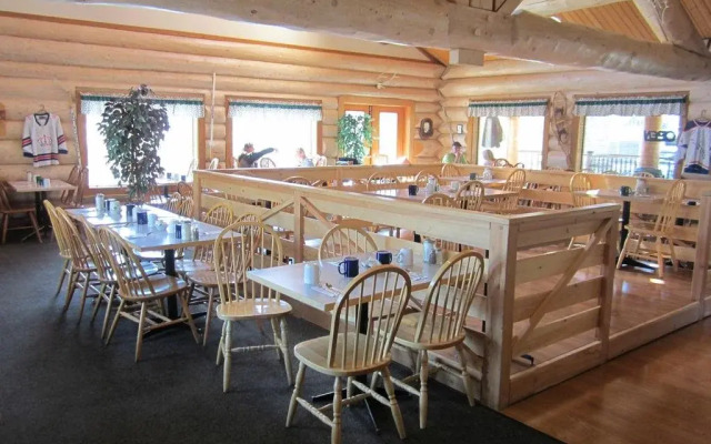 Bear's Claw Lodge