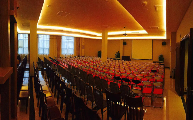 Cheng Yue Selected Hotel Guangzhou Junye Nangang Branch
