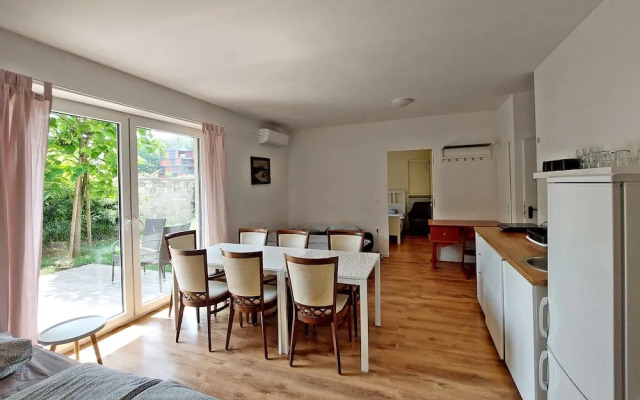 ROSE valley -modern rooms and apartments