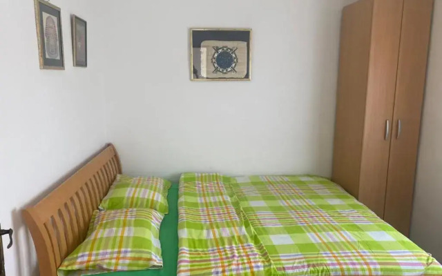 Apartman LUCIJA, dostupan 7 NOCENJA OD SUBOTE DO SUBOTE, AVAIBLE FOR RENT 7 NIGHTS FROM SATURDAY untill SATURDAY