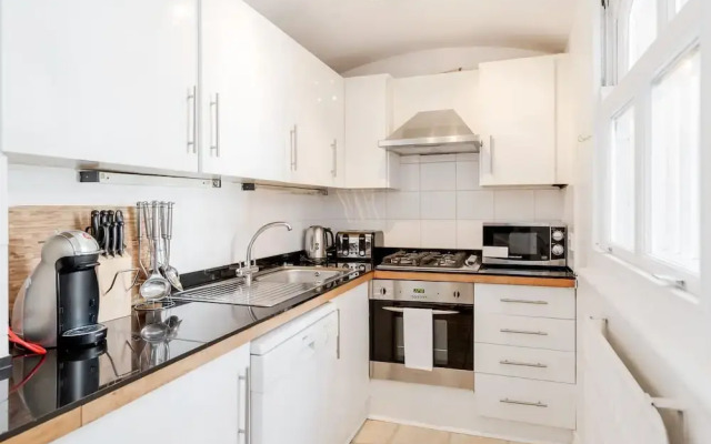 Earls Court Road Apartments