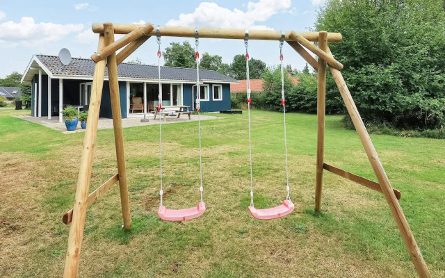 8 Person Holiday Home in Dannemare