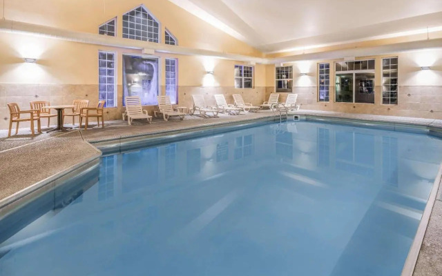 La Quinta Inn & Suites by Wyndham Belgrade - Bozeman Airport