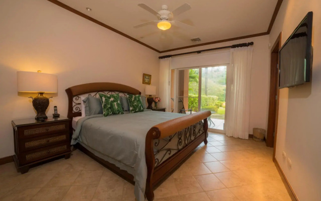 Veranda 8F - 2 bdr 2 bath -  Condo