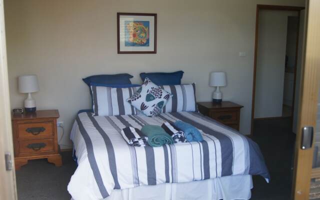 Rennies Beach House