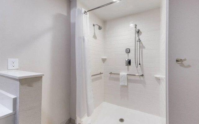 Fairfield Inn & Suites by Marriott Charlotte Belmont