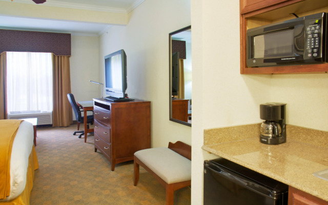 Holiday Inn Express & Suites Lufkin South by IHG