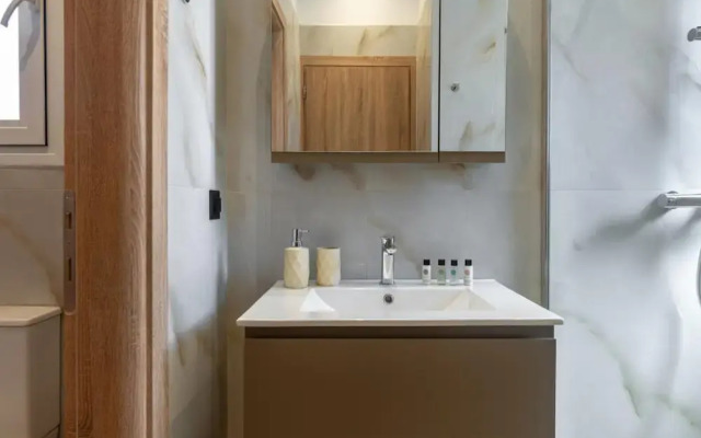 Casa di Pietra With 2 Bedrooms and 3 Bathrooms