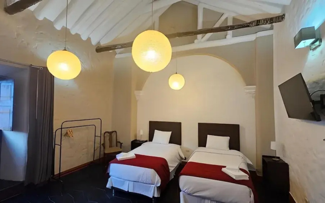 Andean Palace Boutique