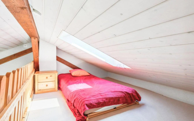 Appartement dans la maison familiale près du lac de Morat-Murten-Fribourg-CH – Guest Rooms – Merlach