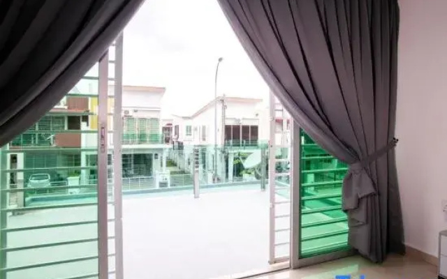 Seremban Spacious Sweet Home 15-19paxs