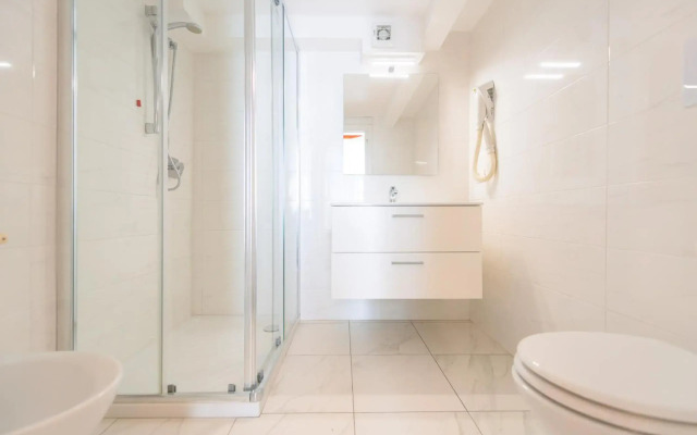 Hotel Regina Del Garda Suite