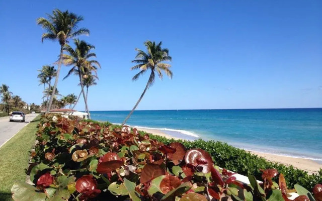 Casa Blanca Vacation Home