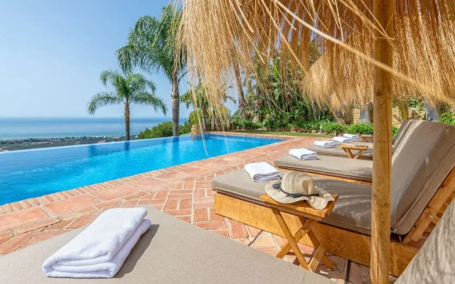 Solaga Villa Los Monteros