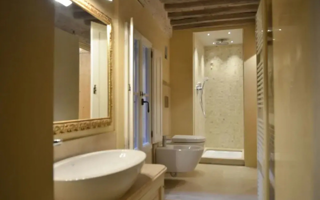 La Corte Di Ambra