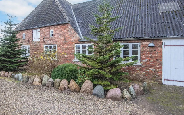 4 Star Holiday Home in Hojer