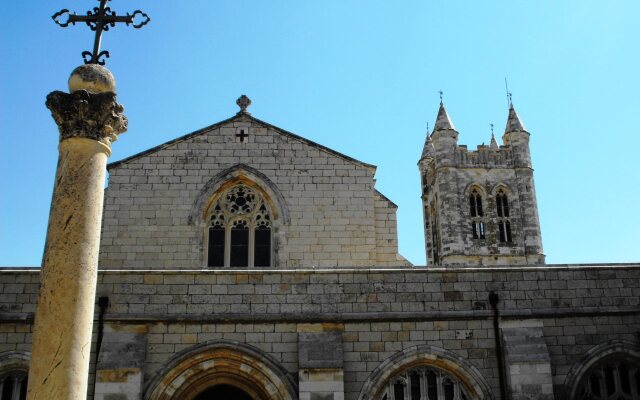 St. Georges Cathedral Pilgrim Guesthouse