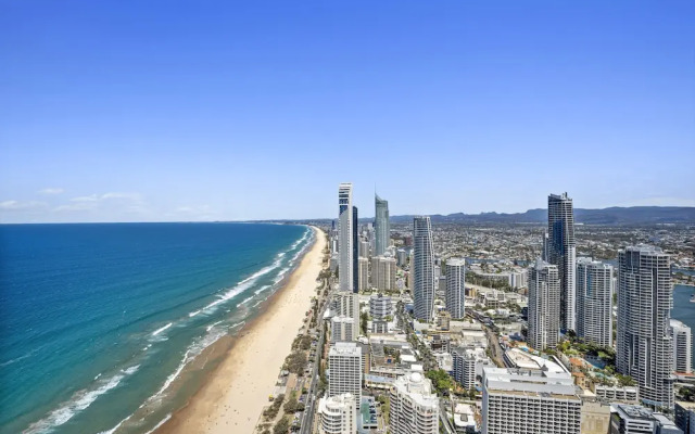 Ocean Surfers Paradise - GCLR