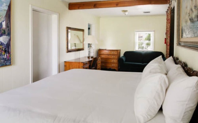 Green House Inn