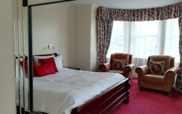Chiseldon House