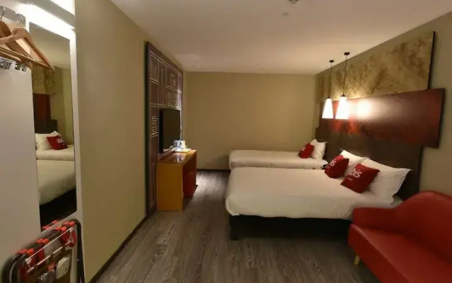 Ibis Lanzhou West Railway Station Hotel