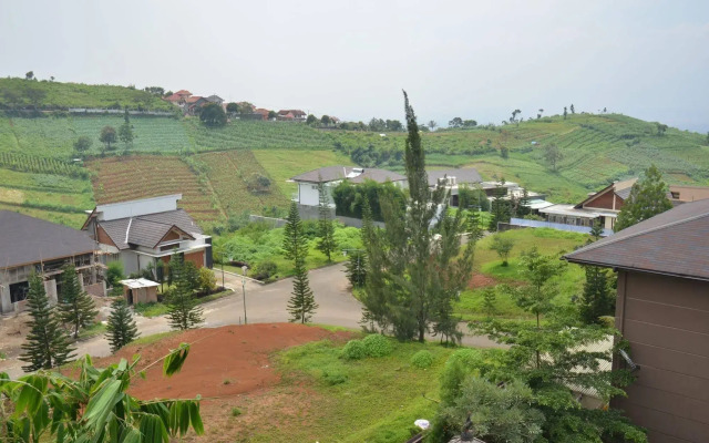 Morning Glory Mountain View 4BR Villa with Pool