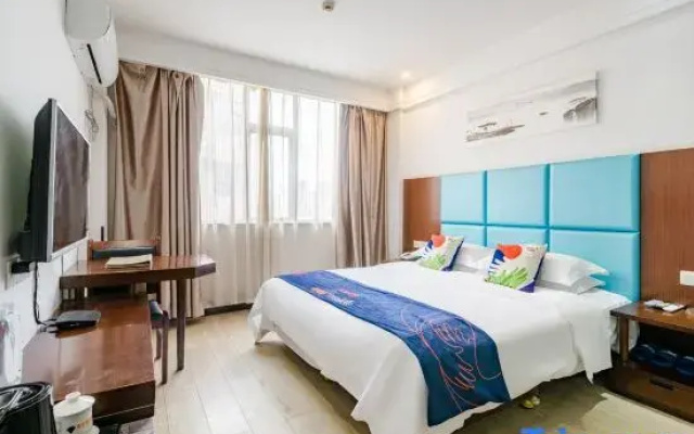 Xinyang Zhongdu Gem Hotel