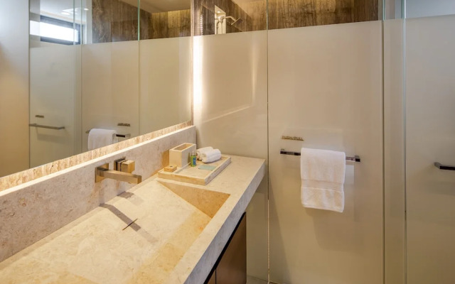 Solaz Signature Suites