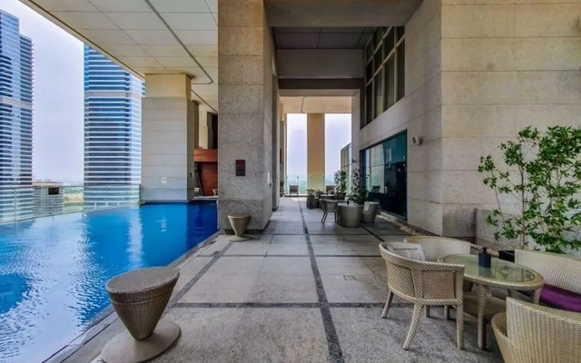 Jlt Bonnington Tower 1 Br Apartment Lake View