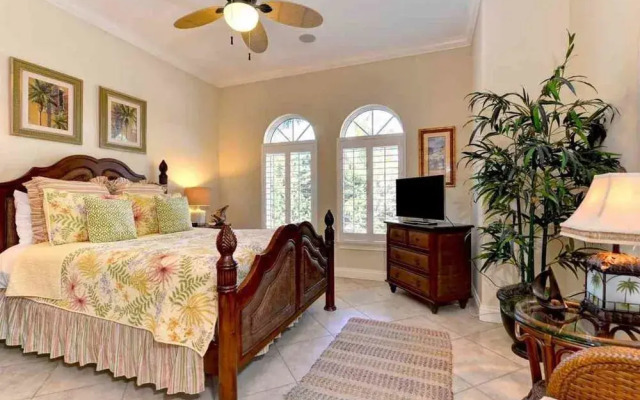 La Casa Denton by RedAwning