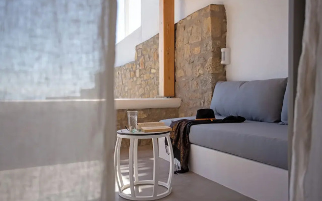 Mykonian Luxury Villa Filyra with Pool