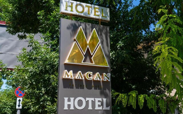Macan Terrace Hotel