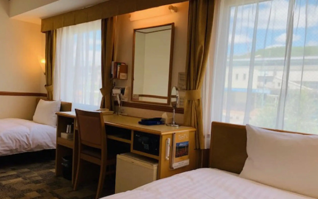 Toyoko Inn Aioi Station Shinkansen