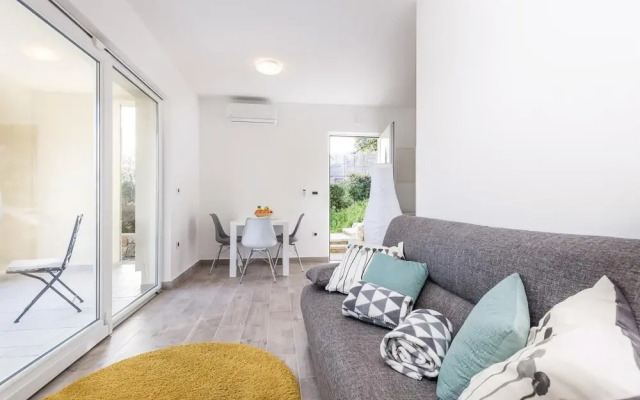 Stunning Home in Matulji With Wifi and 4 Bedrooms