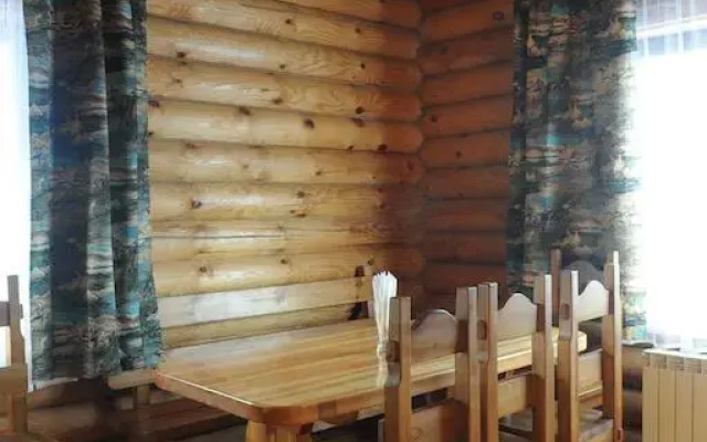 Tri Bani Guest House