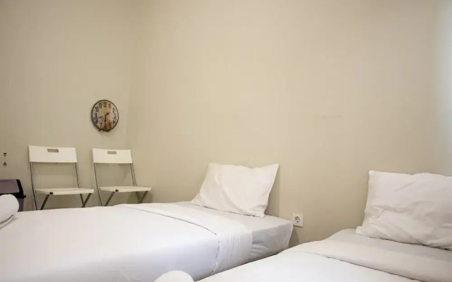 Lavish Studio At Springlake Summarecon Apartment