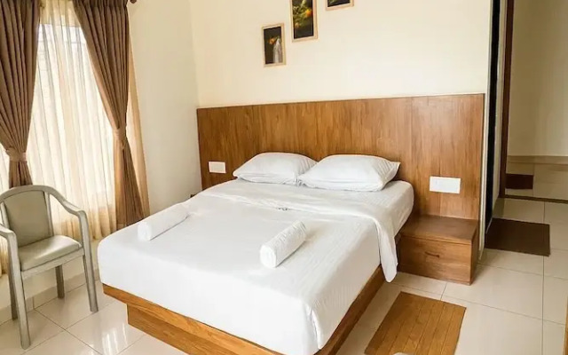 Savi Service Apartments