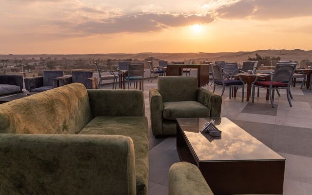 Nine Pyramids View Hotel