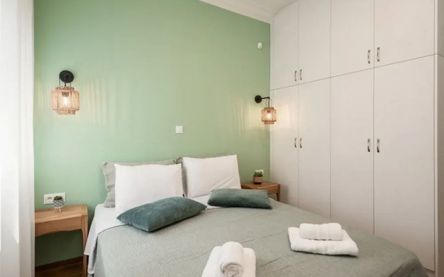 Modern Luxurious Apartment in the Heart of Athens