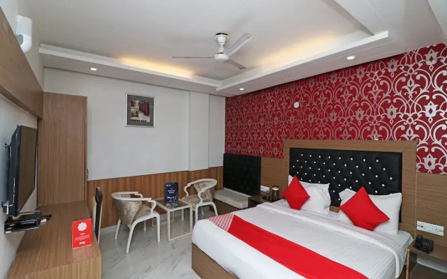 OYO 5049 Hotel Doon